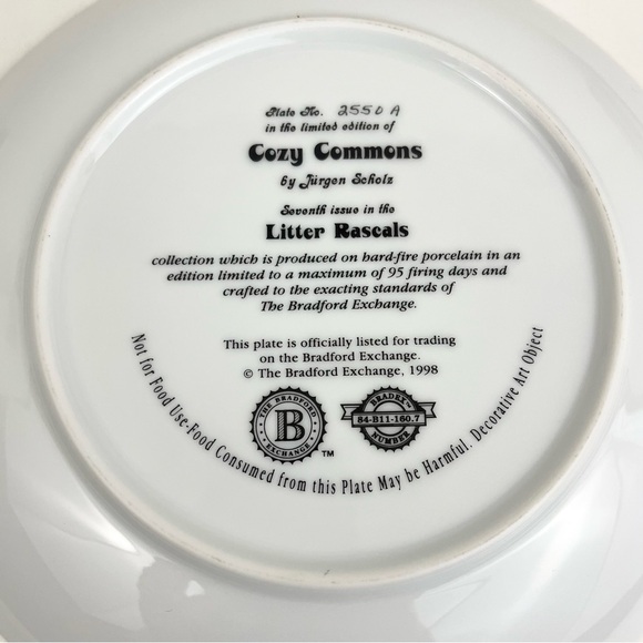 Vintage “Cozy Commons ” Litter Rascals Collectors Plate - Picture 2 of 7